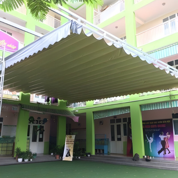 Mái xếp cho trường học / sân chơi