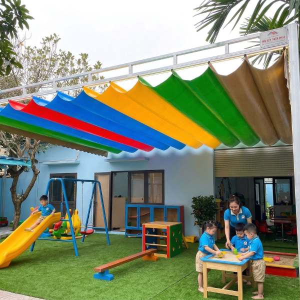 Mái Che Mái Xếp Cho Trường Mầm Non