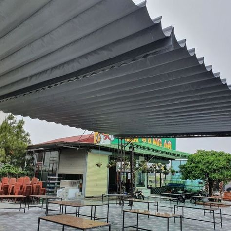 Mái xếp mái che di động cho quán ăn